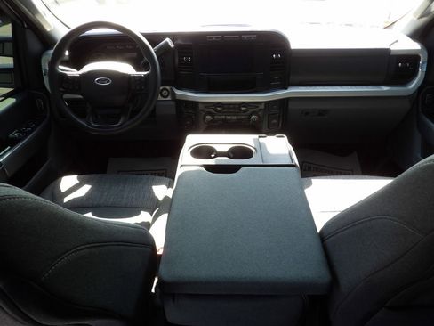 Used 2024 Ford F250 XLT w/ FX4 Off-Road Package AWD/4WD image 37