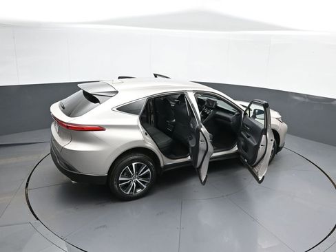 Certified 2023 Toyota Venza LE AWD/4WD image 44
