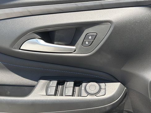 New 2026 Buick Envista Sport Touring w/ Convenience I Package FWD image 14