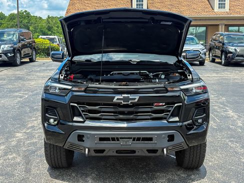Used 2023 Chevrolet Colorado Z71 w/ Z71 Convenience Package 2 AWD/4WD image 38