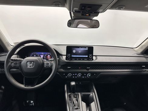 Certified 2023 Honda Accord EX image 18