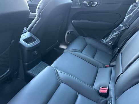 New 2026 Volvo XC60 T8 Ultra w/ Climate Package AWD/4WD image 12