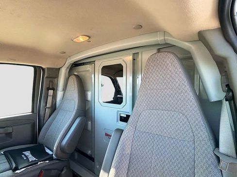 New 2024 Chevrolet Express 3500 w/ Power Convenience Package image 17