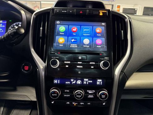 Used 2022 Subaru Ascent Limited w/ Technology Package image 26