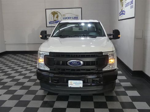 Used 2020 Ford F250 XL w/ Power Equipment Group image 3