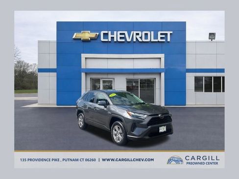 Used 2025 Toyota RAV4 XLE AWD/4WD image 1