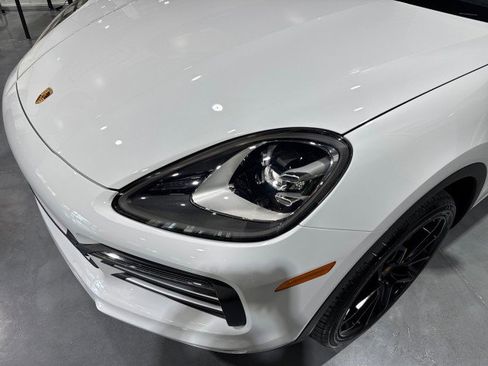 Used 2019 Porsche Cayenne image 18