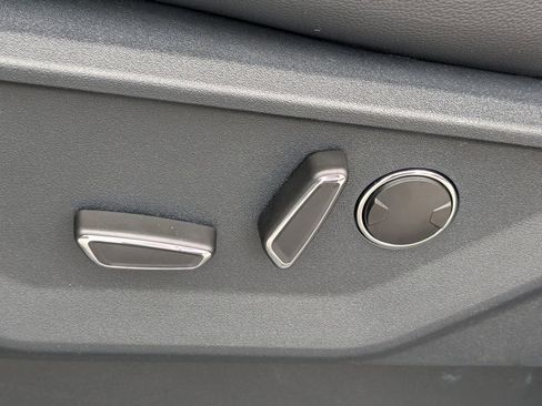 New 2025 Ford F150 Lariat w/ Equipment Group 502A High image 22