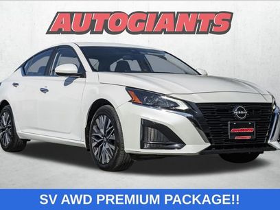 Used 2023 Nissan Altima 2.5 SV w/ SV Premium Package