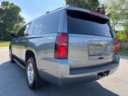 Used 2020 Chevrolet Suburban LT AWD/4WD image 3