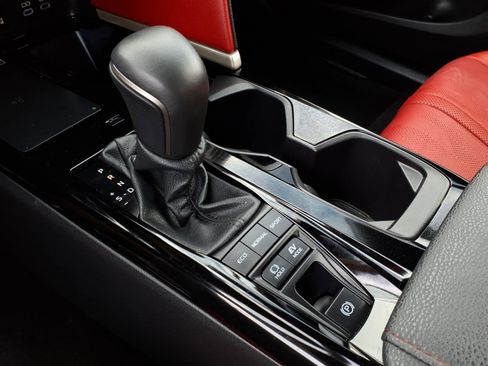 Used 2025 Toyota Camry XSE image 21