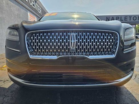 Used 2022 Lincoln Nautilus Reserve w/ Equipment Group 201A image 10