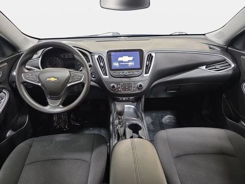 Used 2025 Chevrolet Malibu LT FWD image 10
