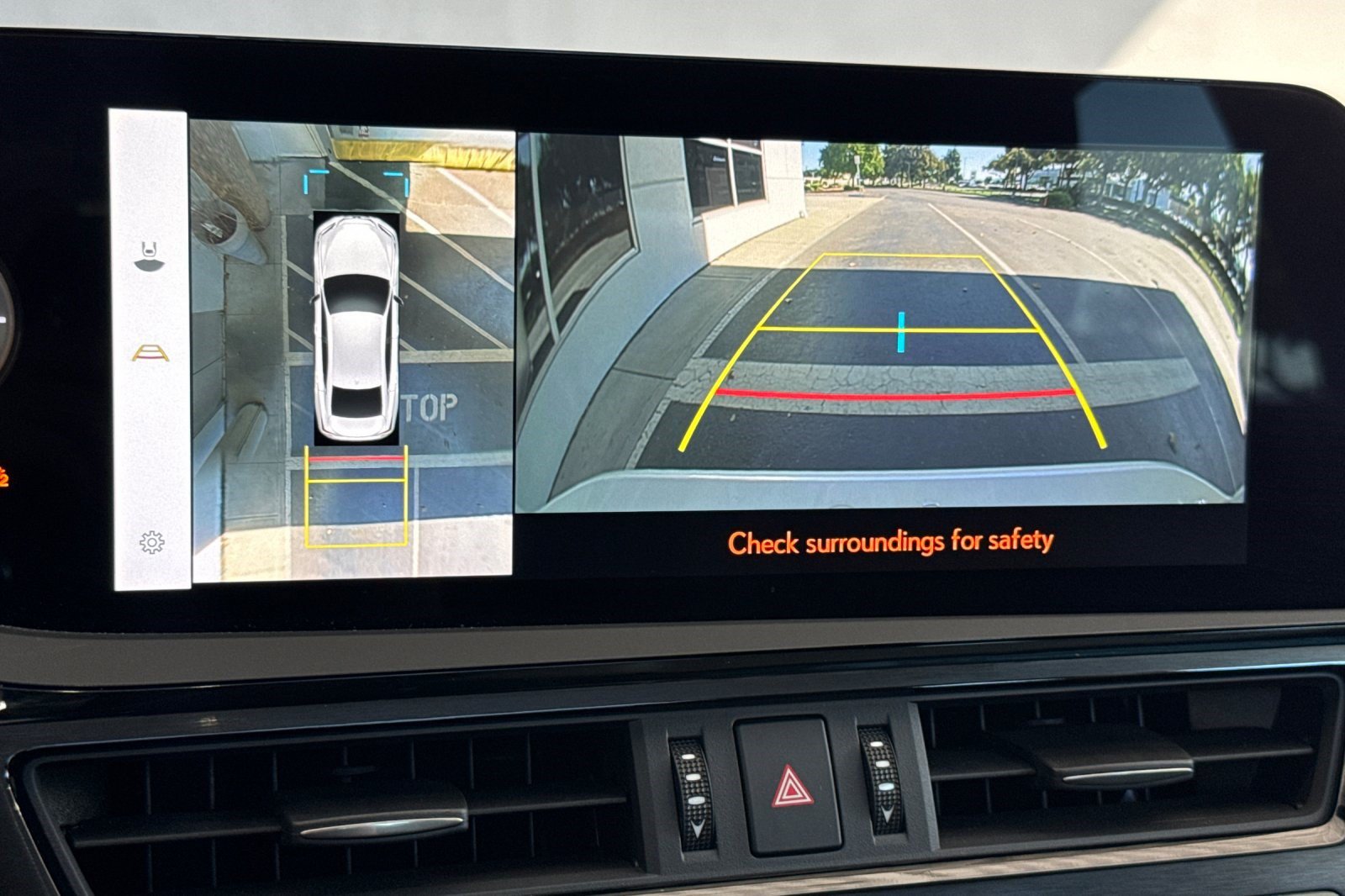 Used 2024 Lexus ES 350 w/ Accessory Package (Z2) FWD image 25