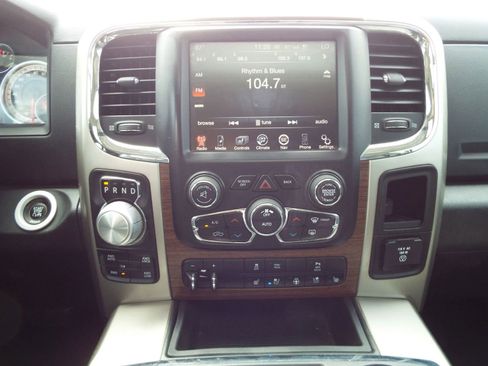 Used 2015 RAM 1500 Sport w/ Convenience Group AWD/4WD image 15