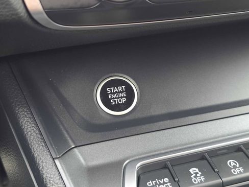 New 2025 Audi Q3 2.0T Premium Plus image 38