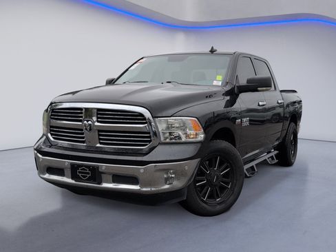 Used 2017 RAM 1500 Big Horn image 2