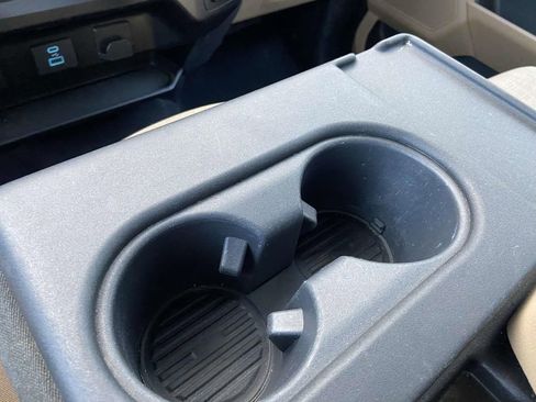 Used 2023 Ford F150 XLT image 21