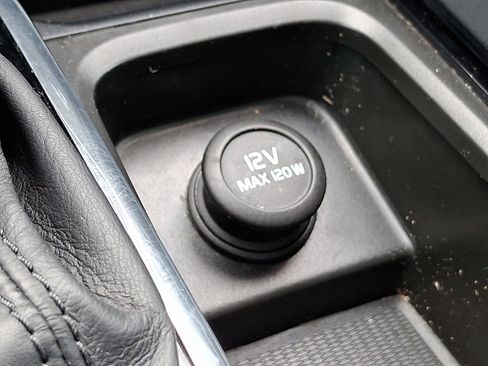 Used 2019 Volvo XC60 T5 Inscription image 25