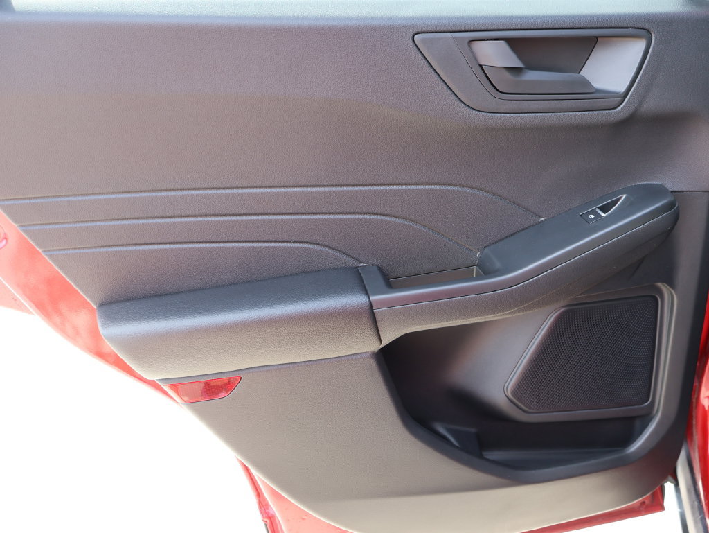Certified 2025 Ford Escape Active w/ Cold Weather Package FWD image 16