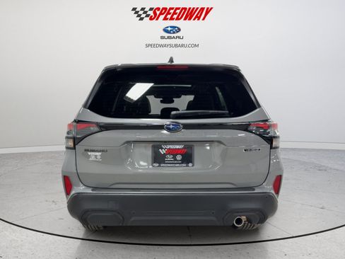 Used 2026 Subaru Forester Touring AWD/4WD image 8