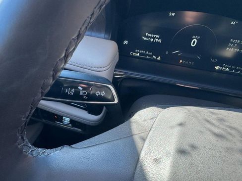 Certified 2023 Lincoln Nautilus Reserve w/ Equipment Group 201A image 18