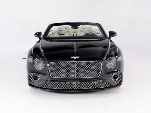 Used 2020 Bentley Continental GT image 8