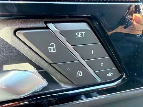 New 2026 GMC Yukon Elevation w/ Elevation Premium Package image 18