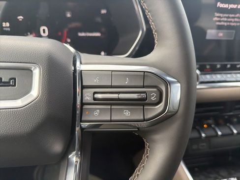 New 2026 GMC Canyon Denali image 23