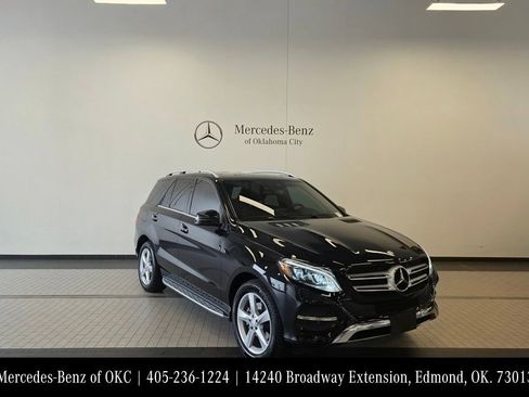 Used 2017 Mercedes-Benz GLE 350 4MATIC image 3