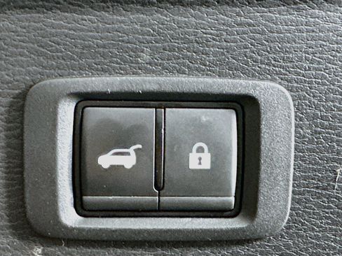 Used 2024 Mitsubishi Outlander SE AWD/4WD image 29