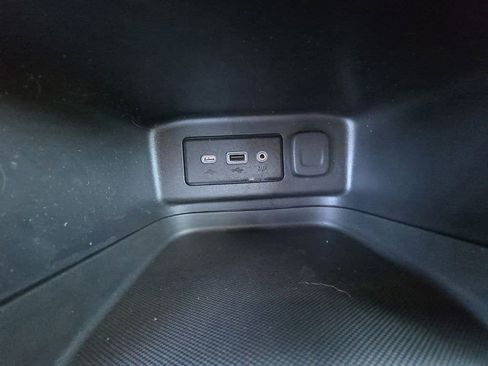 Used 2024 Chevrolet Equinox LT AWD/4WD image 13
