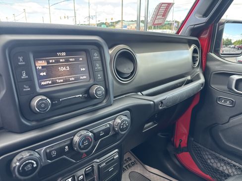 Used 2020 Jeep Gladiator Sport w/ Quick Order Package 24S AWD/4WD image 22