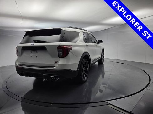 Used 2020 Ford Explorer ST w/ ST Street Pack image 10