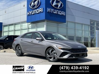 New 2025 Hyundai Elantra SEL