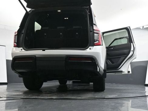 Used 2025 Nissan Armada PRO-4X image 39