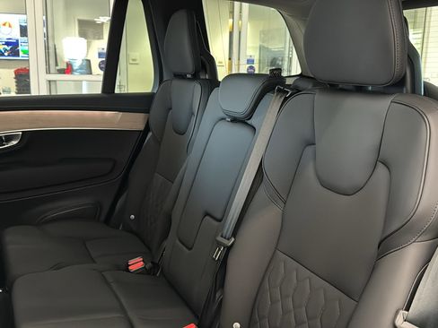 Used 2026 Volvo XC90 B6 Plus w/ Protection Package Premier image 26
