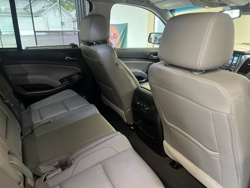 Used 2019 Chevrolet Tahoe LT AWD/4WD image 43
