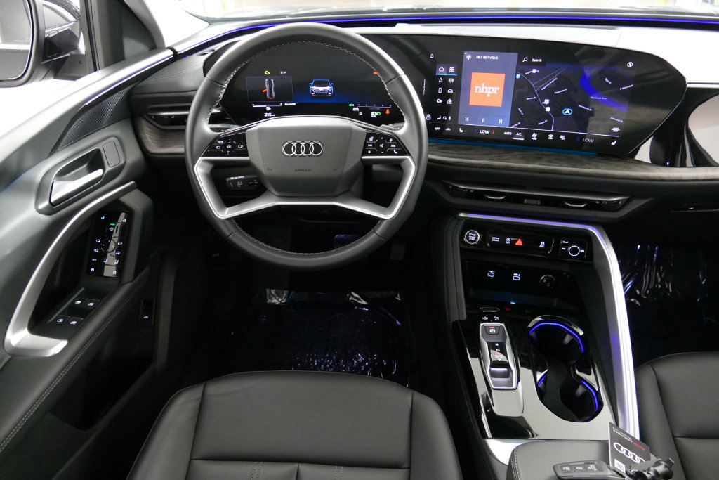 Certified 2025 Audi Q5 Premium w/ Convenience Package AWD/4WD image 28