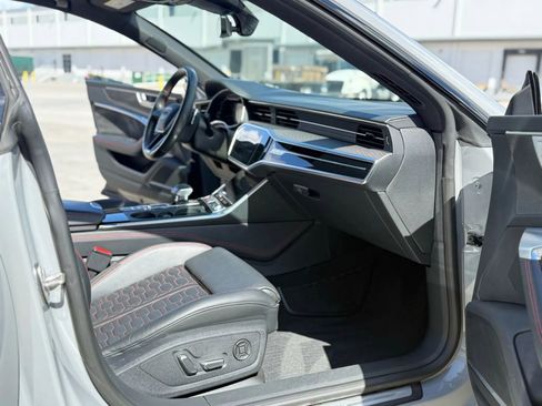 Used 2021 Audi RS 7 Sportback w/ Black Optic Package image 25