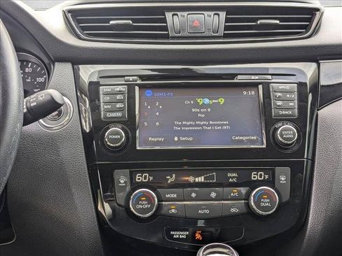 Used 2017 Nissan Rogue Sport SL FWD image 15