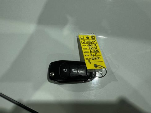Used 2019 Ford F250 XLT AWD/4WD image 35