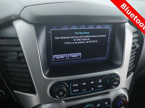 Used 2018 GMC Yukon XL SLT w/ Premium Edition AWD/4WD image 24