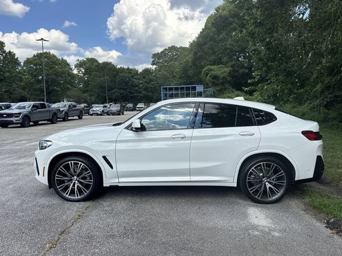 Used 2025 BMW X4 xDrive30i w/ Premium Package AWD/4WD image 4