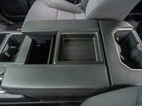 Used 2022 Toyota Tundra SR5 image 32