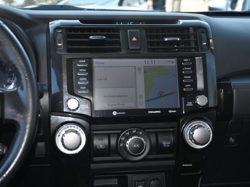 Certified 2022 Toyota 4Runner TRD Off-Road Premium image 16