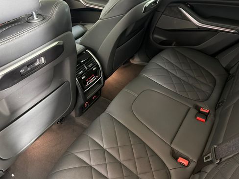 Certified 2025 BMW X5 sDrive40i w/ M Sport Package RWD image 30