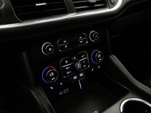 Used 2021 Chevrolet Tahoe Z71 image 37