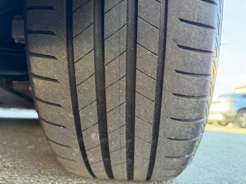 Used 2023 BMW i4 eDrive40 image 61