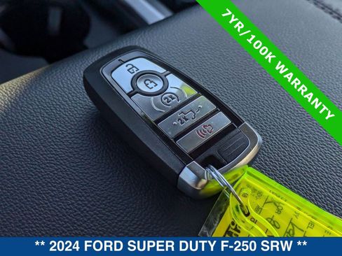 Certified 2024 Ford F250 Lariat w/ Chrome Package image 33